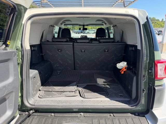 Used 2010 Toyota FJ Cruiser 4WD w/ Convenience Pkg image 9
