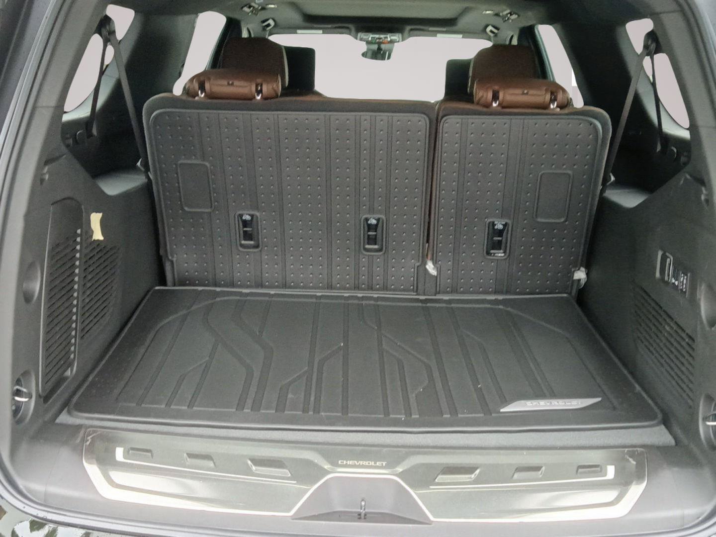New 2026 Chevrolet Suburban High Country AWD/4WD image 53
