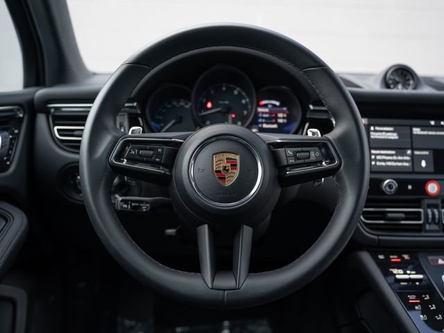 Certified 2026 Porsche Macan image 22