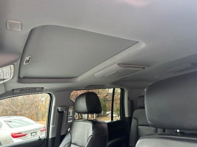 Used 2019 Chevrolet Suburban LT image 31