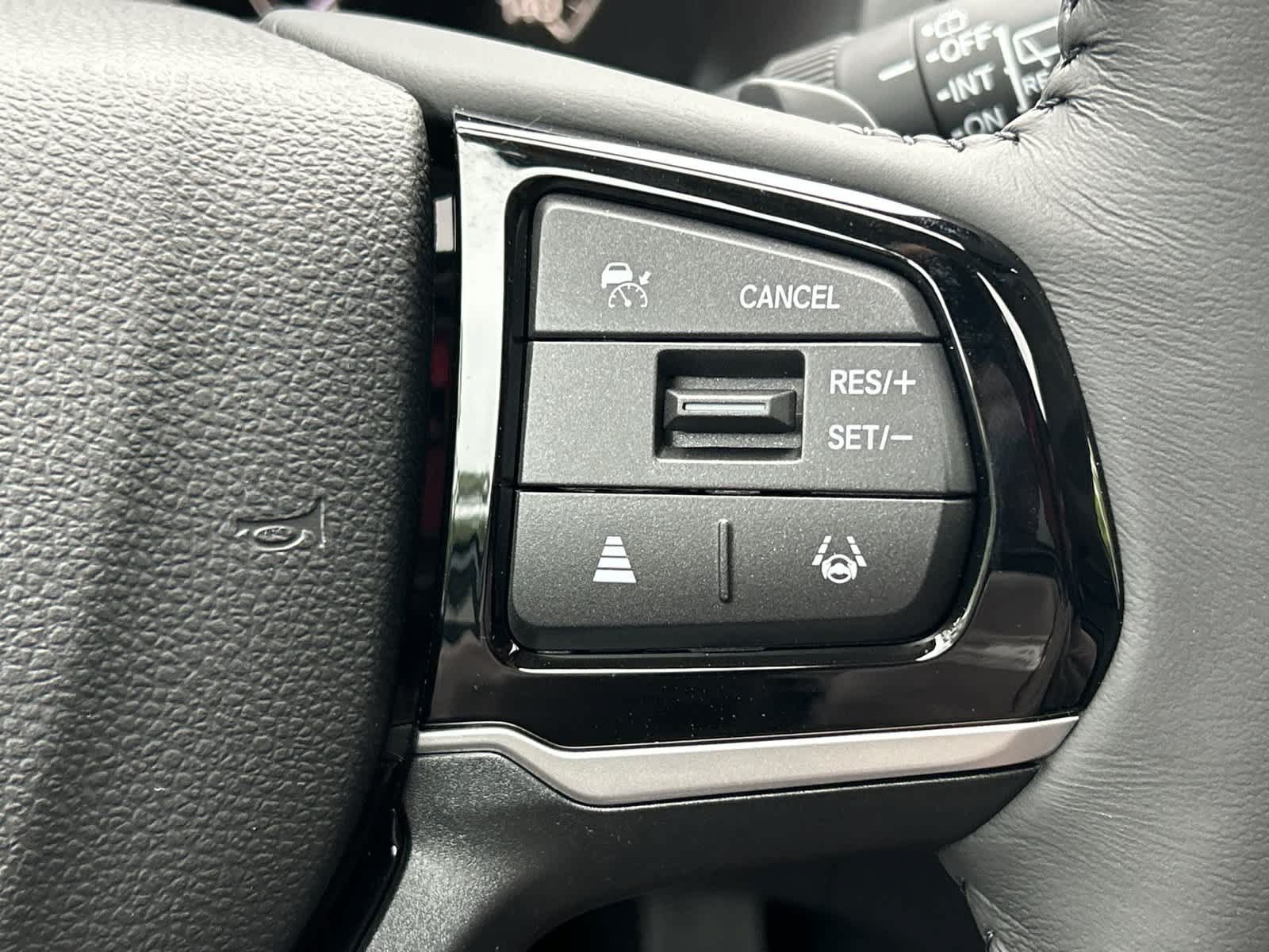 New 2026 Honda Odyssey Touring image 24