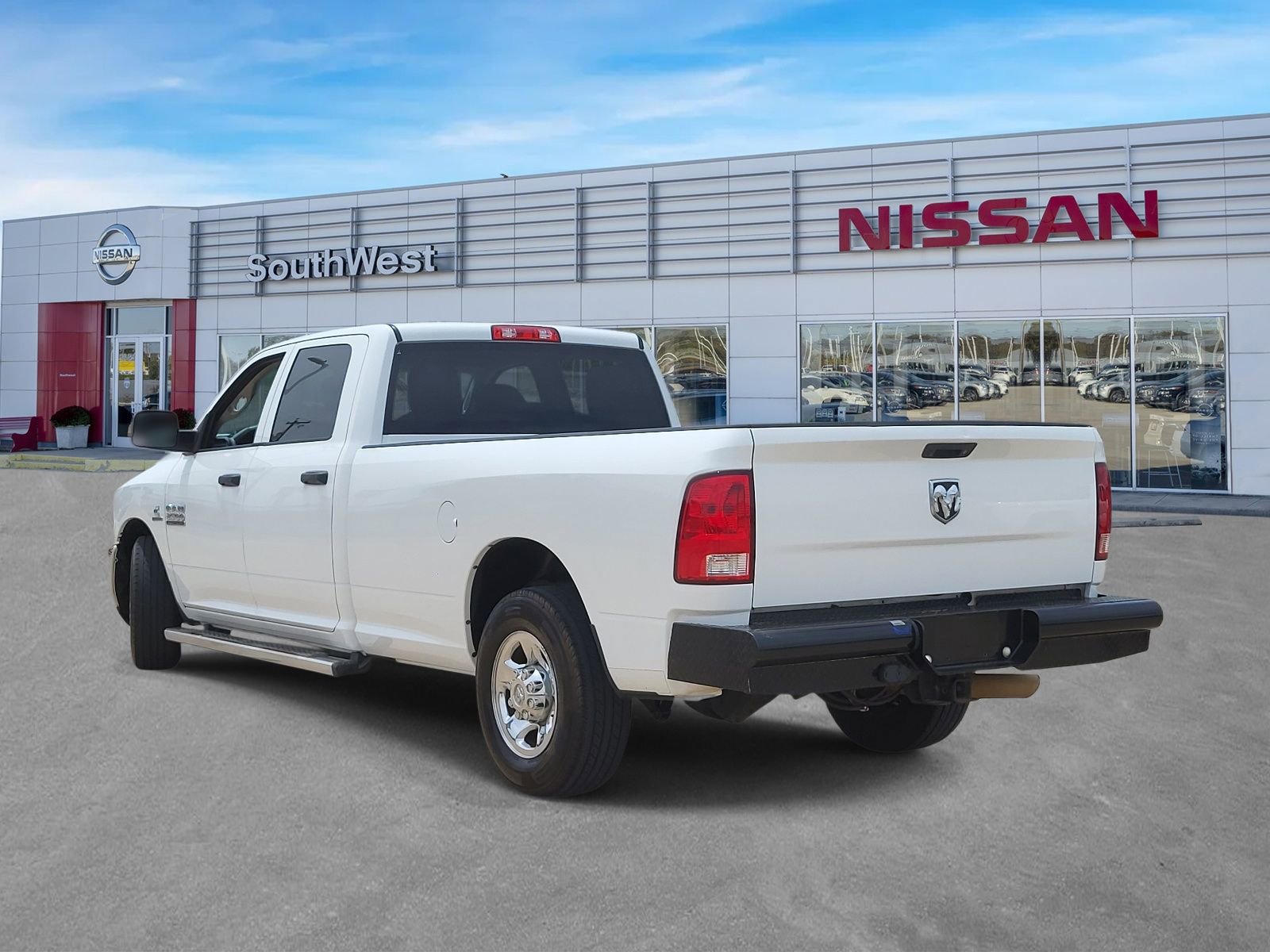 Used 2013 RAM 2500 Tradesman w/ Chrome Appearance Group RWD image 6