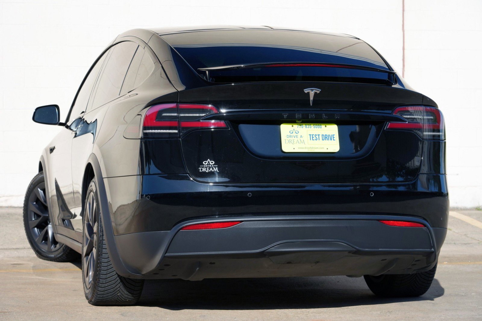 Used 2023 Tesla Model X image 6