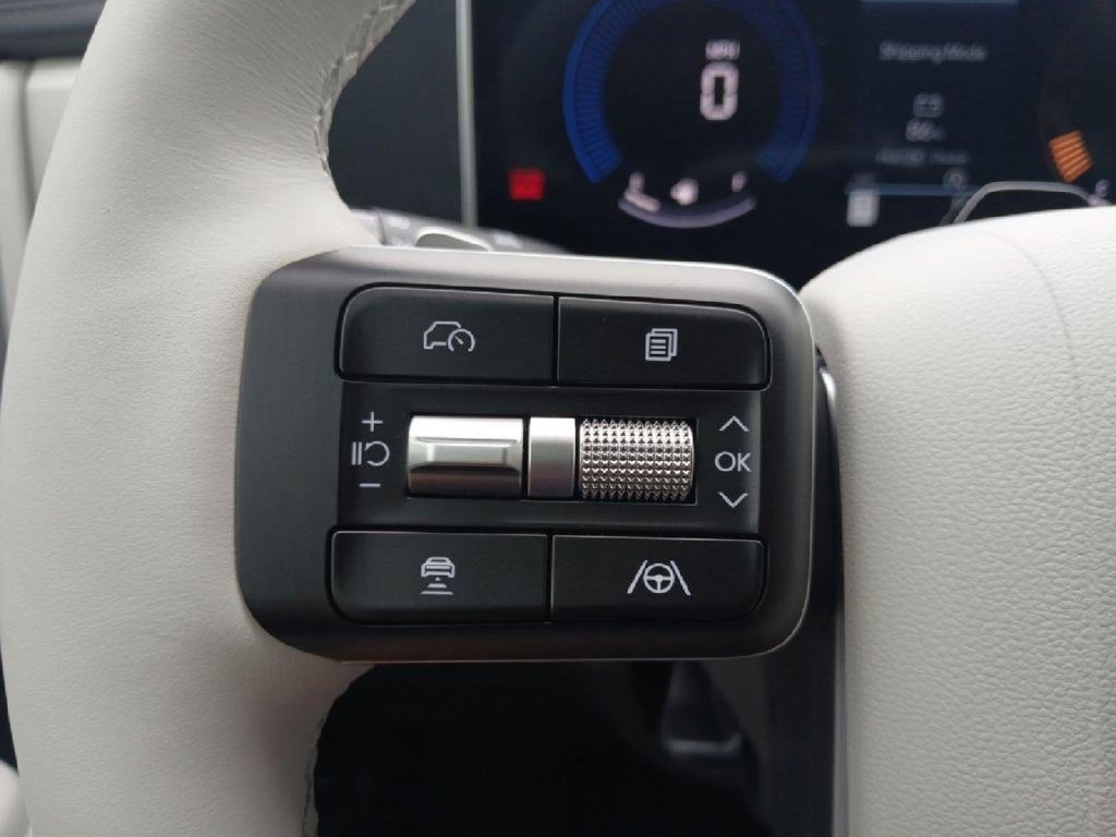 New 2026 Hyundai Santa Fe SEL FWD image 17