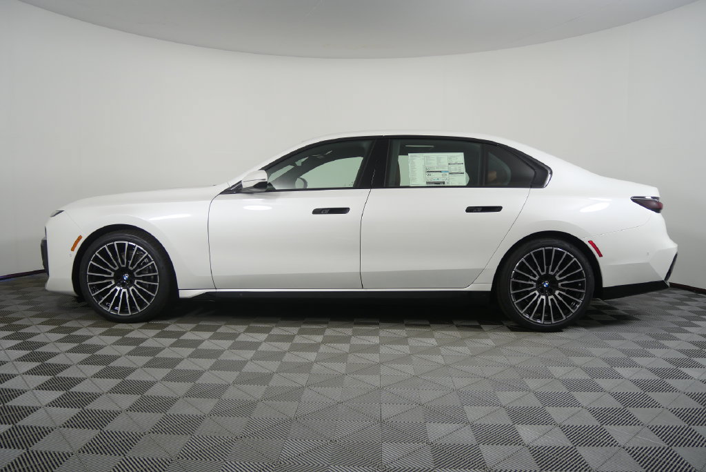 New 2026 BMW 740i w/ Executive Package RWD image 7