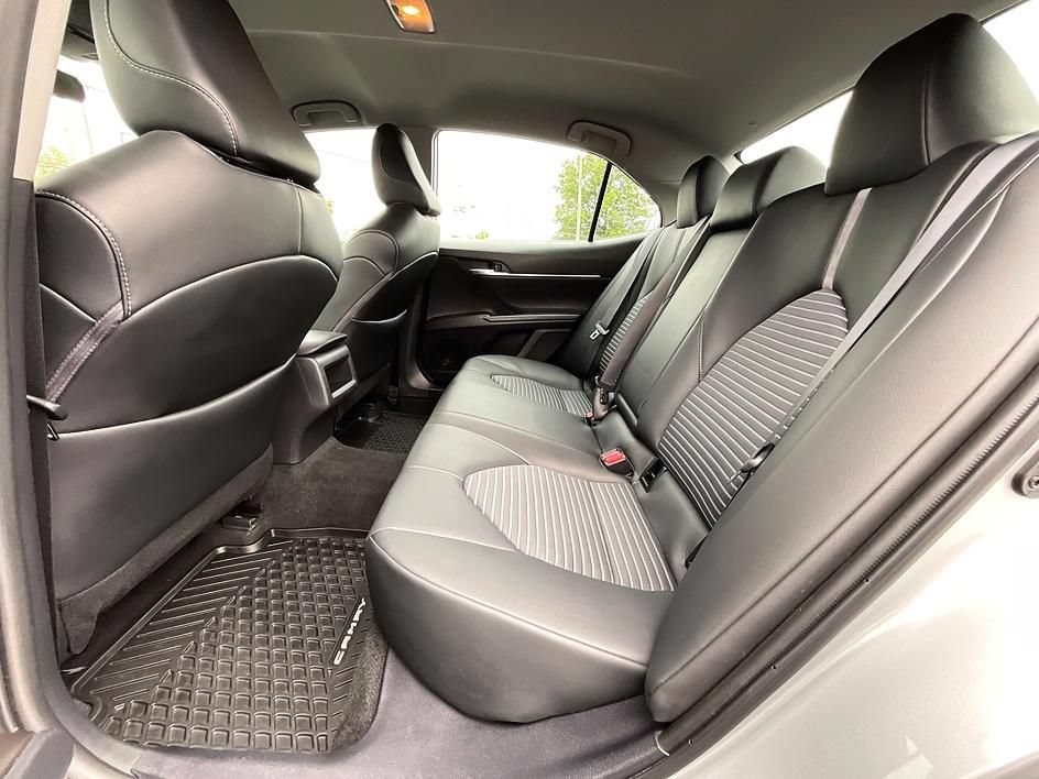 Used 2024 Toyota Camry SE FWD image 30