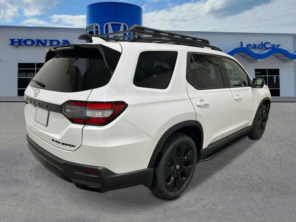 New 2026 Honda Pilot Black Edition image 5