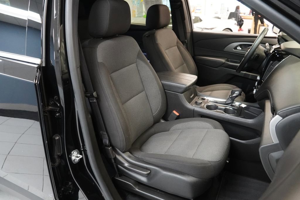 Certified 2023 Chevrolet Traverse LT image 28