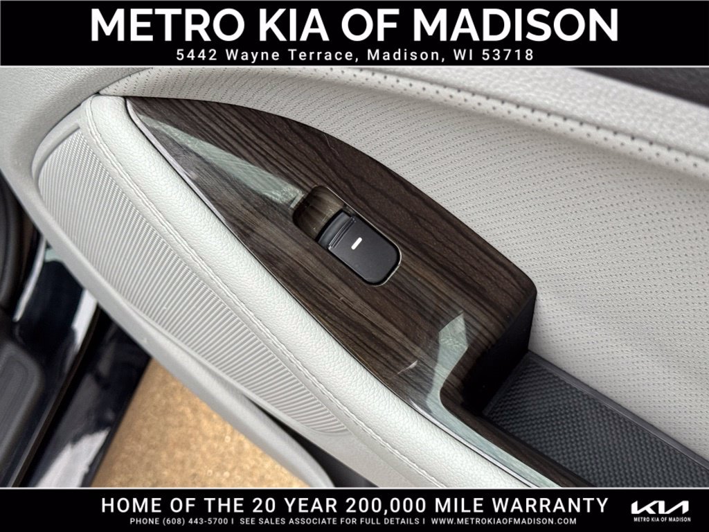 Used 2013 Kia Optima EX FWD image 35