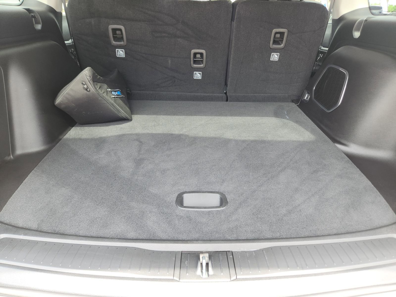 Used 2023 Jeep Grand Cherokee 4WD 4xe w/ Luxury Tech Group II image 35