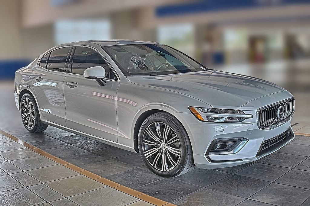 Used 2020 Volvo S60 T5 Inscription FWD image 1