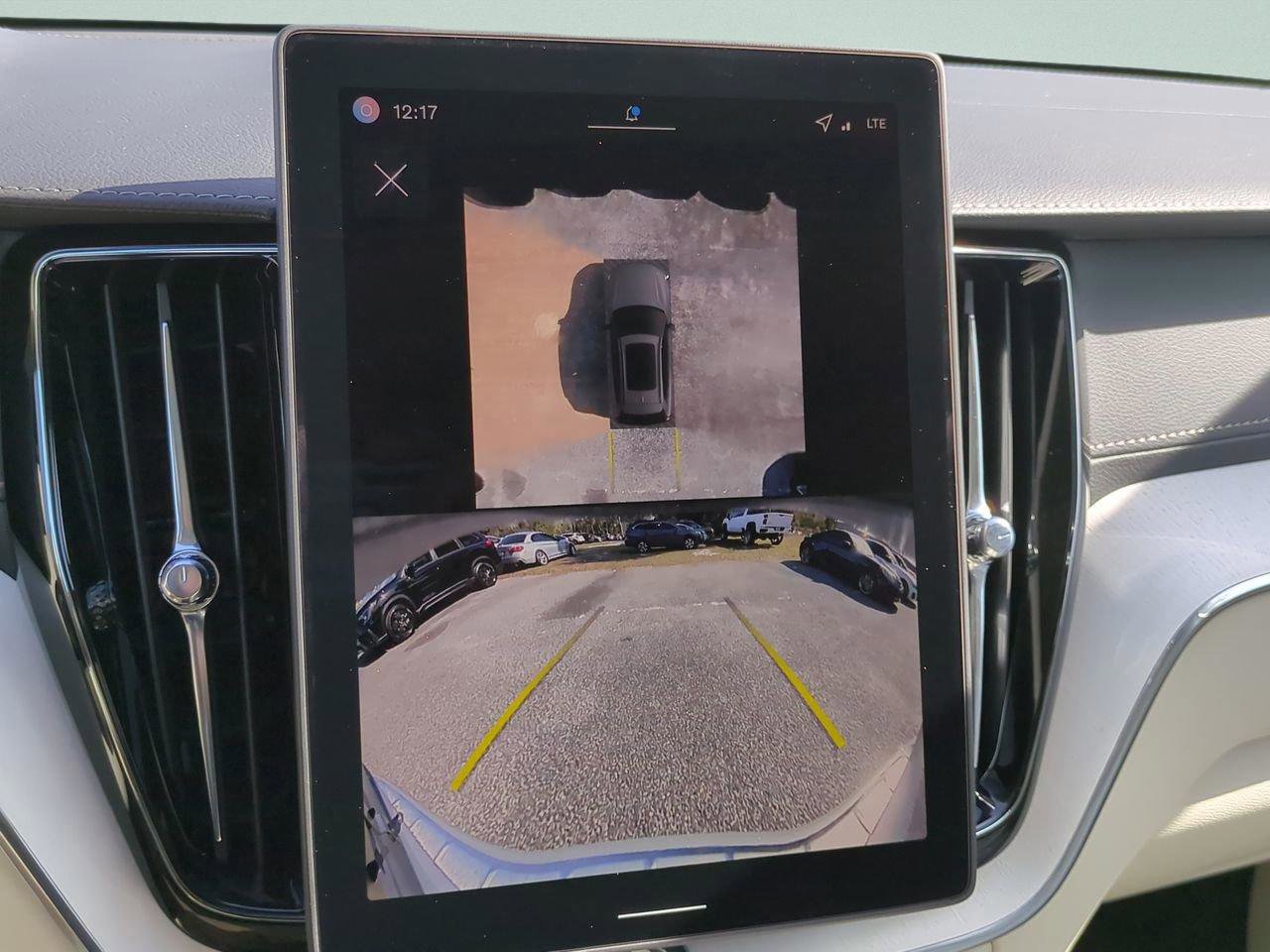 New 2026 Volvo XC60 T8 Ultra w/ Protection Package Premier image 17