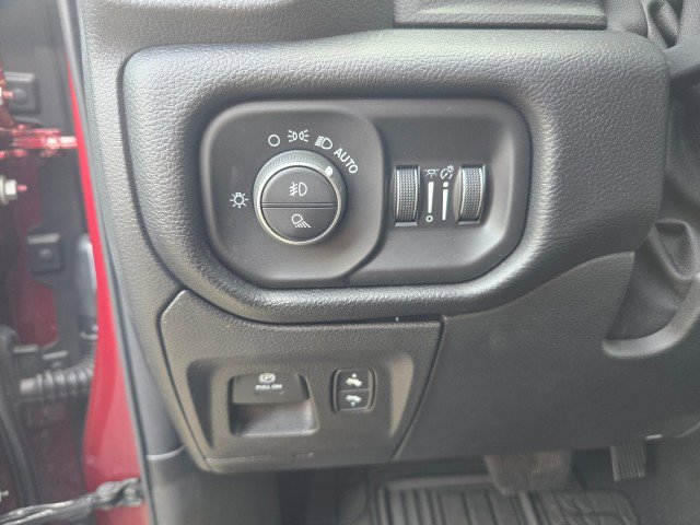 Used 2019 RAM 1500 Big Horn image 26