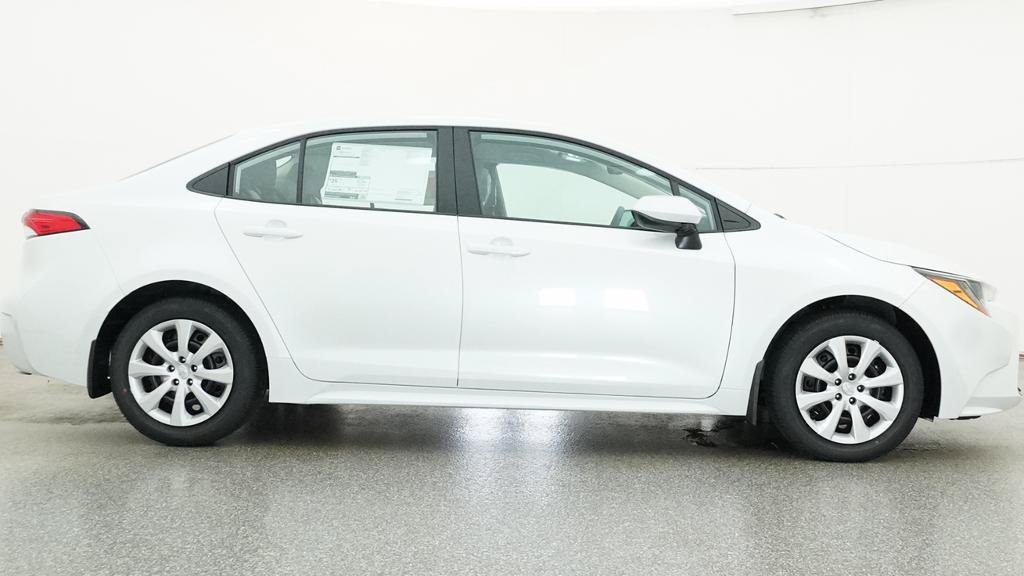 New 2027 Toyota Corolla LE FWD image 30
