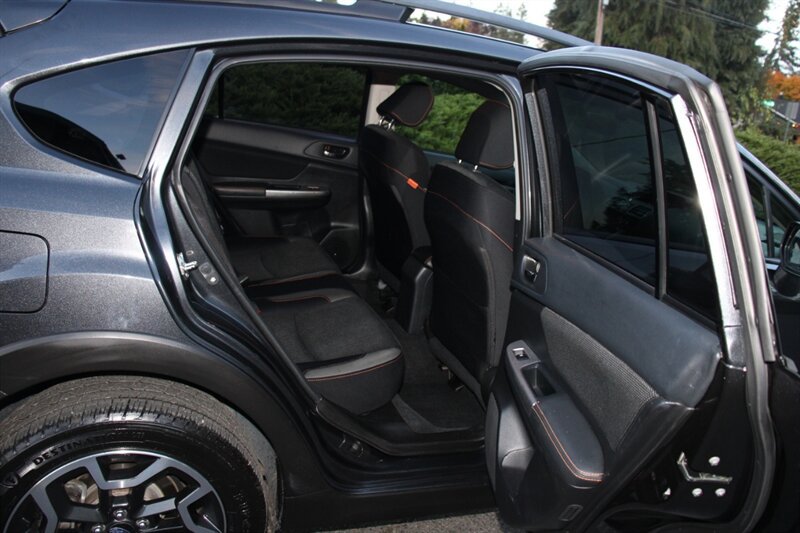 Used 2017 Subaru Crosstrek 2.0i Premium AWD/4WD image 6