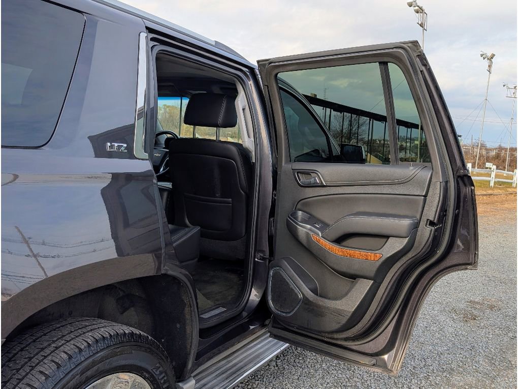 Used 2015 Chevrolet Tahoe LTZ image 12