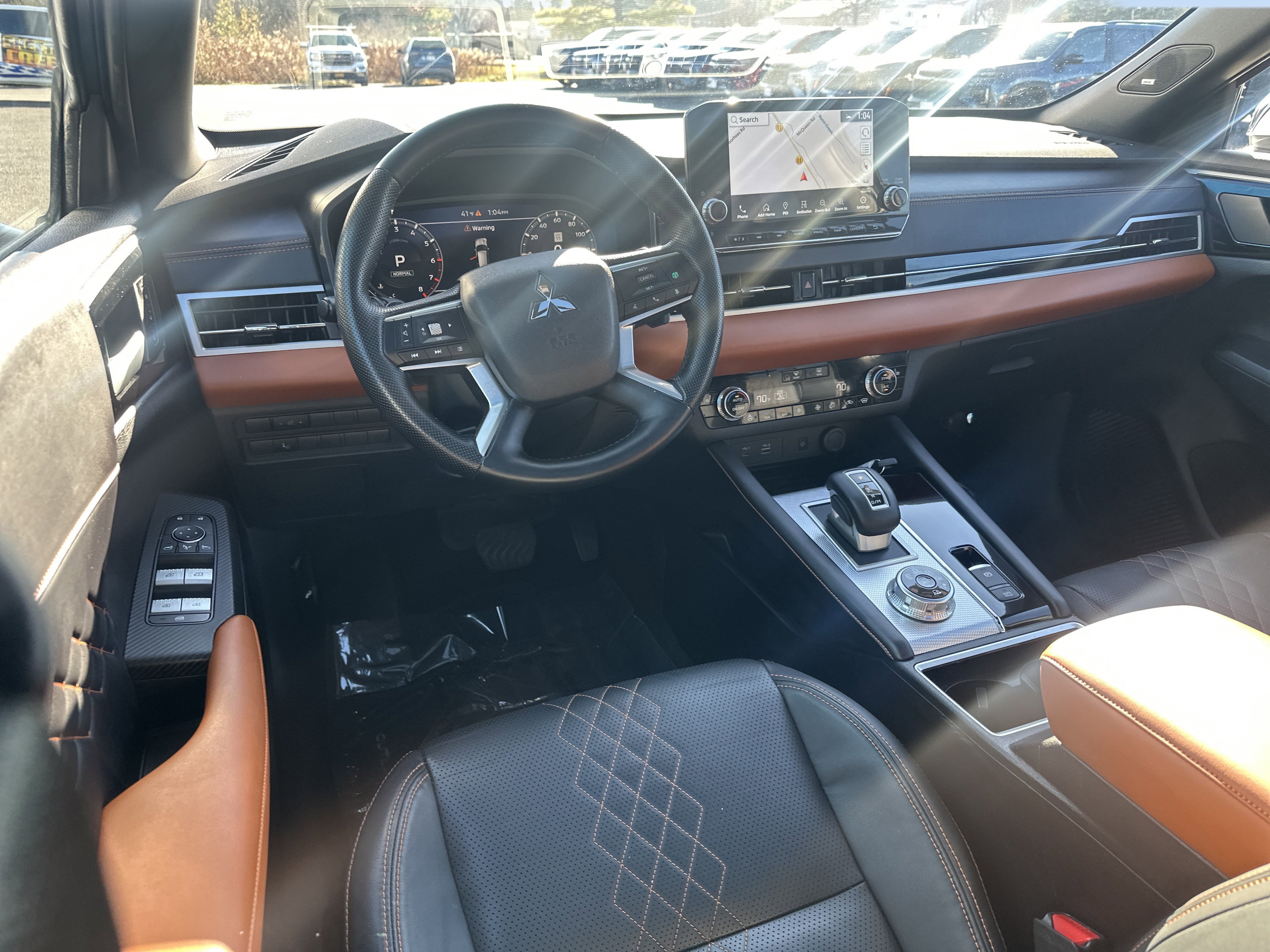 Used 2024 Mitsubishi Outlander SEL image 5