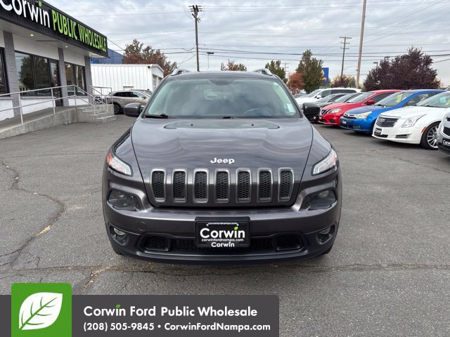 Used 2015 Jeep Cherokee Latitude w/ Comfort/Convenience Group AWD/4WD image 2