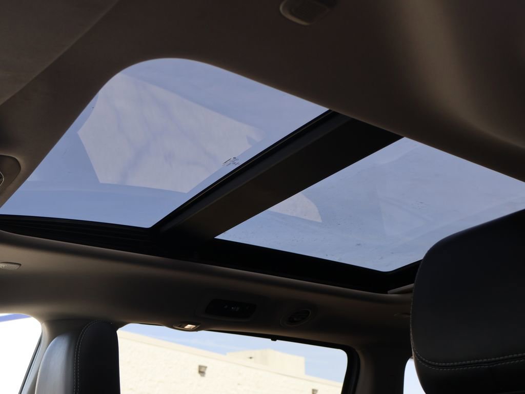 Used 2024 Chrysler Pacifica Limited image 41