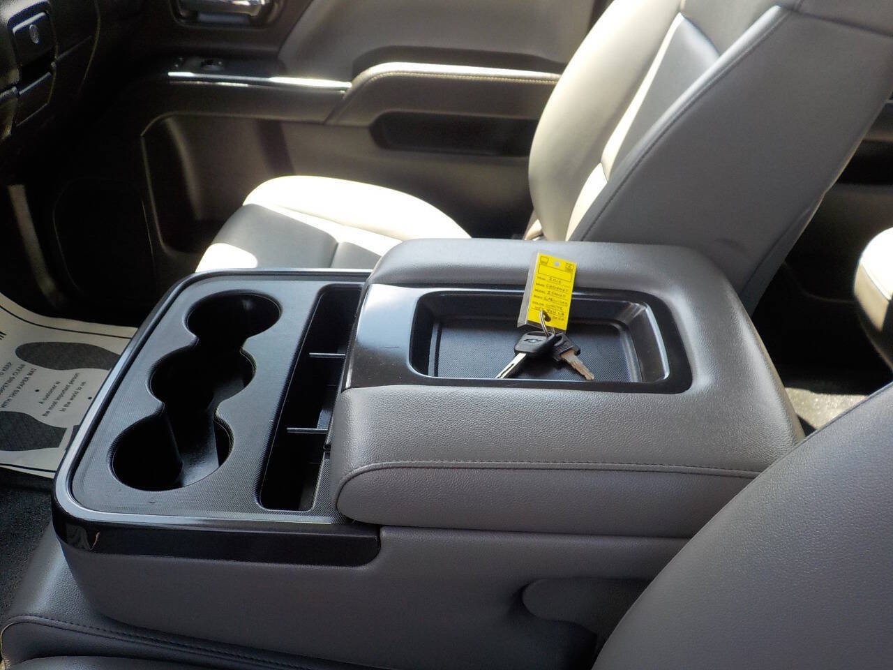 Used 2015 Chevrolet Silverado 2500 W/T AWD/4WD image 30