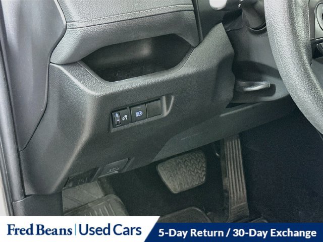 Used 2022 Toyota RAV4 XLE AWD/4WD image 15