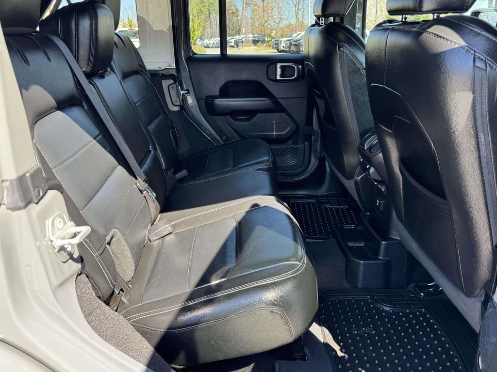 Used 2021 Jeep Wrangler Unlimited Sahara image 17