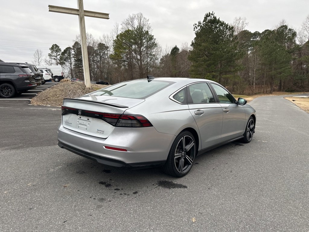 Used 2024 Honda Accord Sport image 5