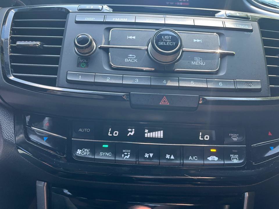 Used 2017 Honda Accord Sport image 22