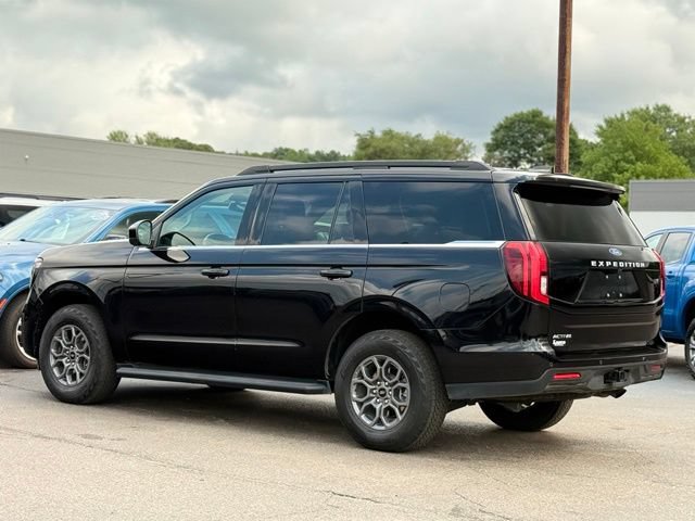 Certified 2025 Ford Expedition Active AWD/4WD image 39