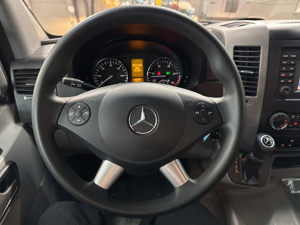 Used 2017 Mercedes-Benz Sprinter 2500 image 33