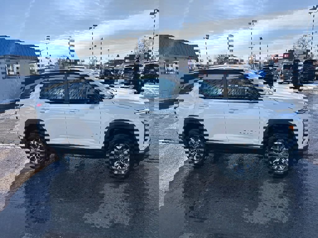 New 2026 Chevrolet Equinox LT w/ Convenience Package II image 6