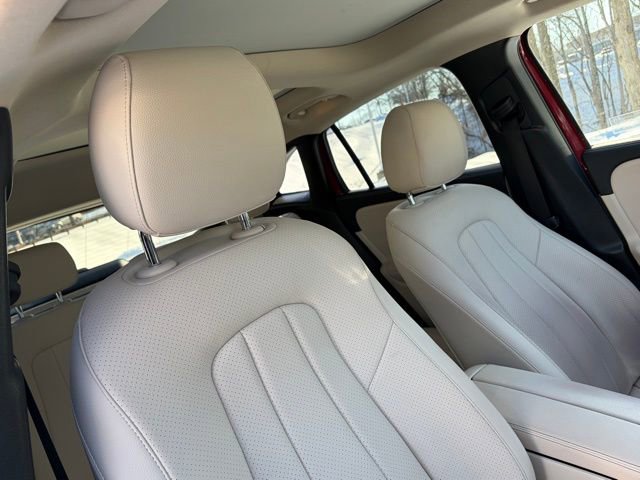 Used 2022 Mercedes-Benz GLA 250 4MATIC image 34