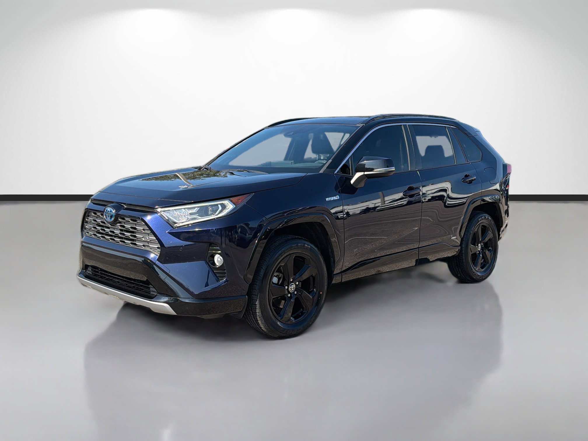 Used 2020 Toyota RAV4 XSE image 7