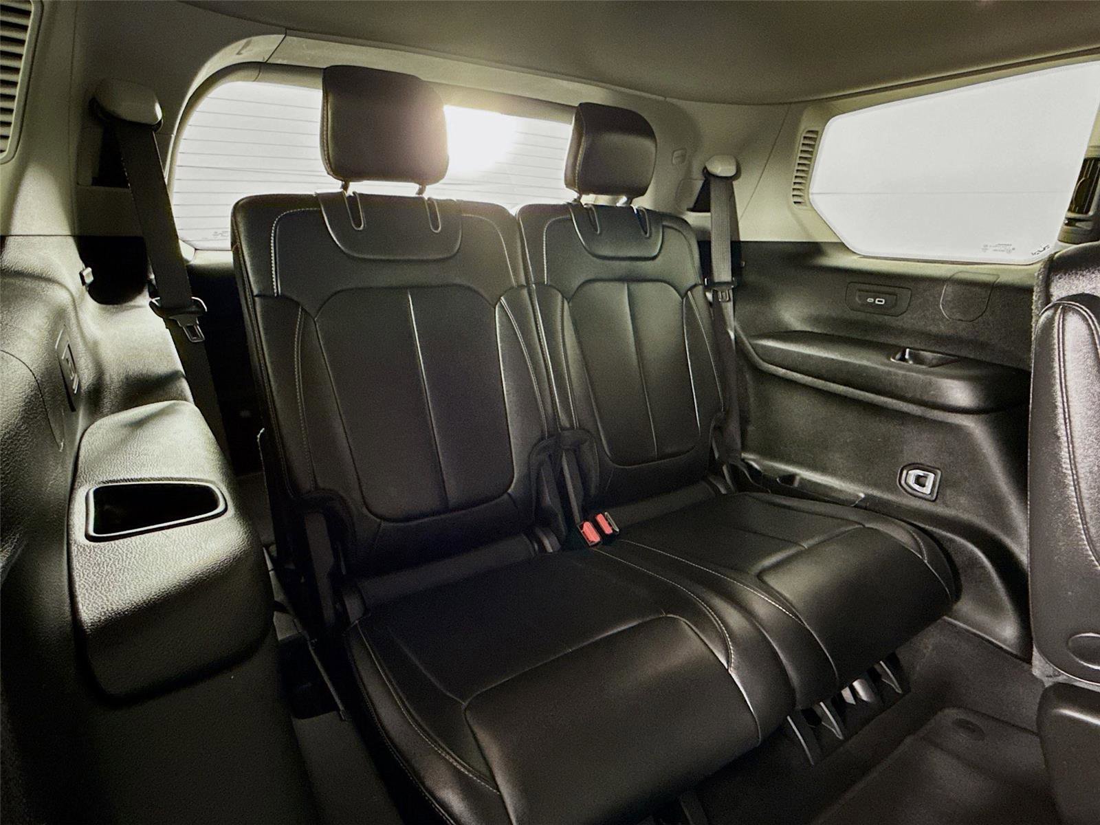 Used 2022 Jeep Grand Cherokee L Limited image 26