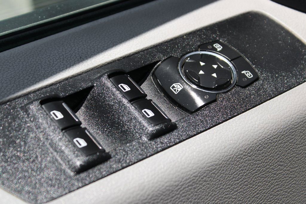 Used 2017 Ford F450 XL w/ Power Equipment Group image 16