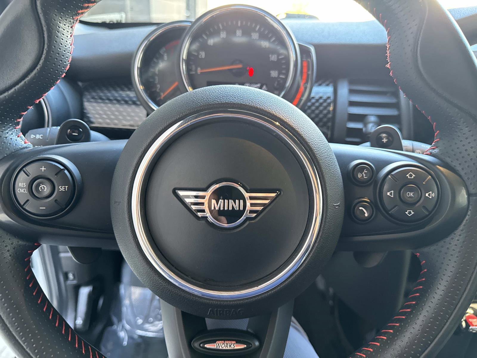 Used 2020 MINI Cooper S image 11