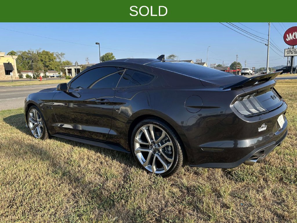 Used 2022 Ford Mustang GT Premium w/ Equipment Group 401A RWD image 6