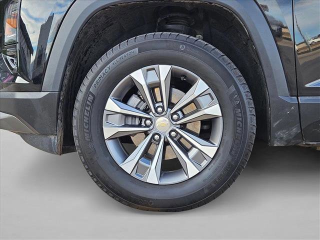 Used 2025 Chevrolet Equinox LT w/ Safety and Technology Package image 22