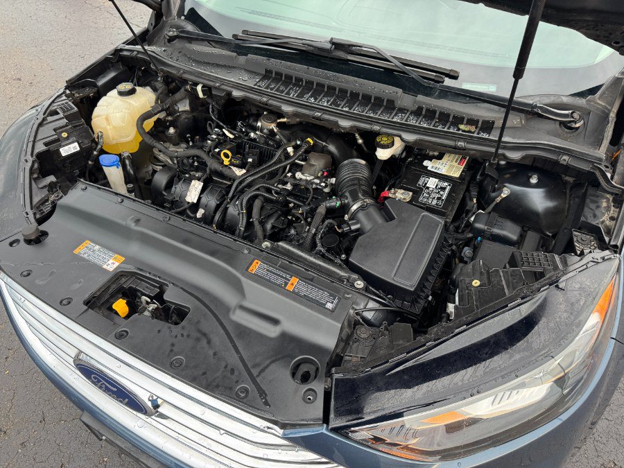 Used 2019 Ford Edge SE FWD image 22