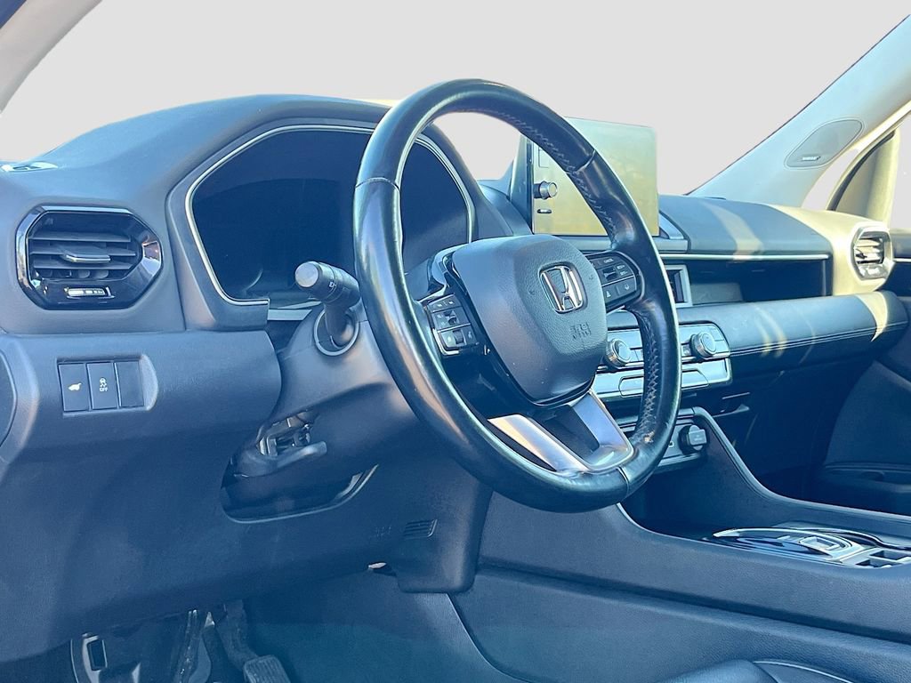 Used 2024 Honda Pilot Touring image 9