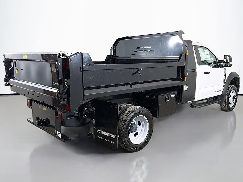 New 2025 Ford F550 4x4 Regular Cab Super Duty image 5