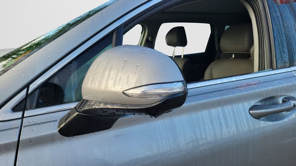 Used 2020 Hyundai Santa Fe Limited image 19