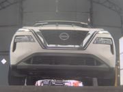 Used 2023 Nissan Rogue SV image 3