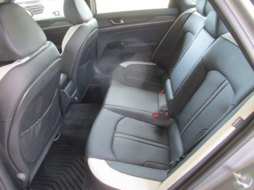 Used 2025 Kia K5 GT-Line image 13