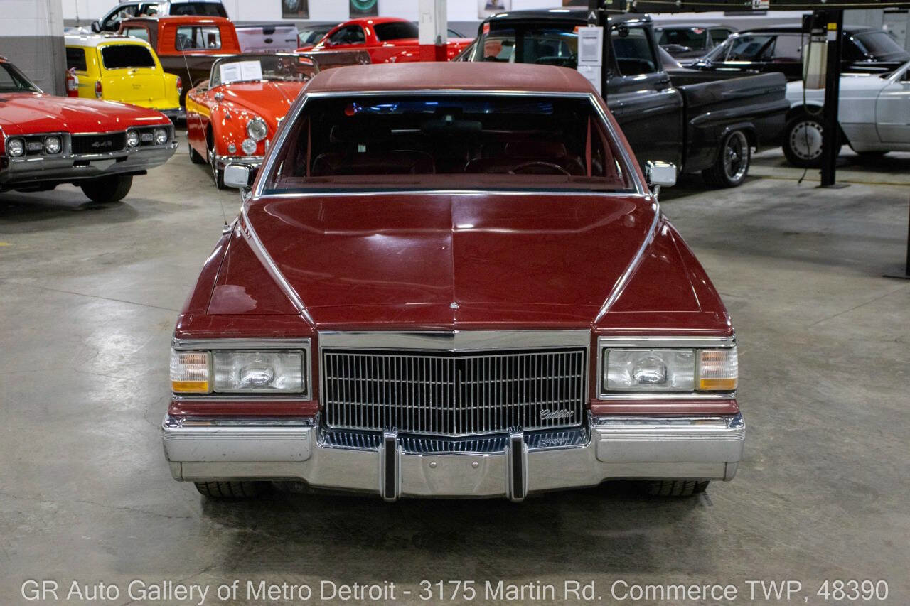 Used 1990 Cadillac Brougham image 11