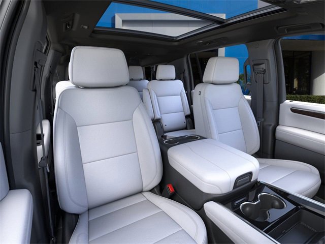 New 2026 Chevrolet Suburban Premier image 17