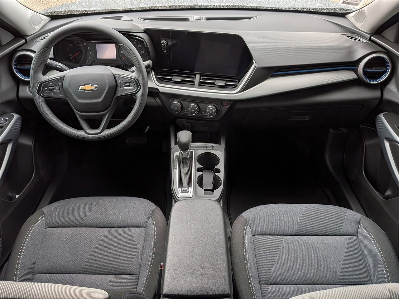 New 2026 Chevrolet Trax LS w/ LS Convenience Package image 20