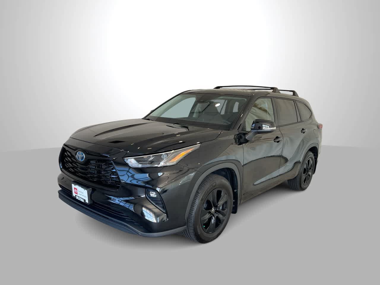 Certified 2024 Toyota Highlander LE