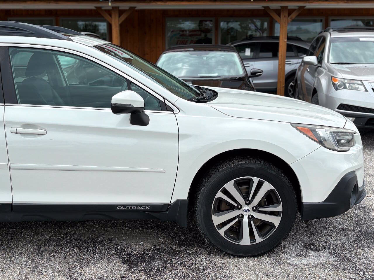 Used 2019 Subaru Outback 2.5i Limited AWD/4WD image 16