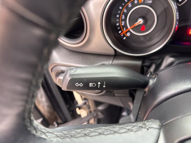 Used 2022 Jeep Wrangler Willys image 19